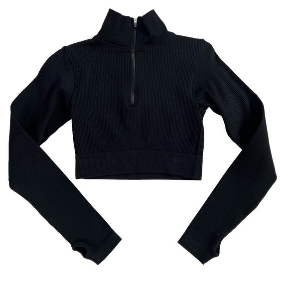 Black Seamless Half Zip Crop Top - Picture 2 of 6